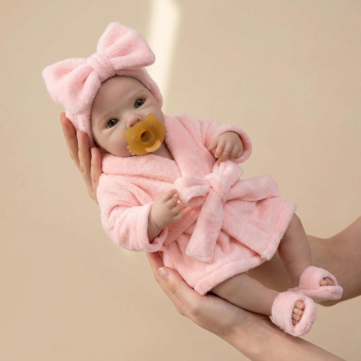 18-inch Platinum Solid Silicone Collectible Doll Super Soft Elastic Feel Bettie Silicone Version Real Baby Size