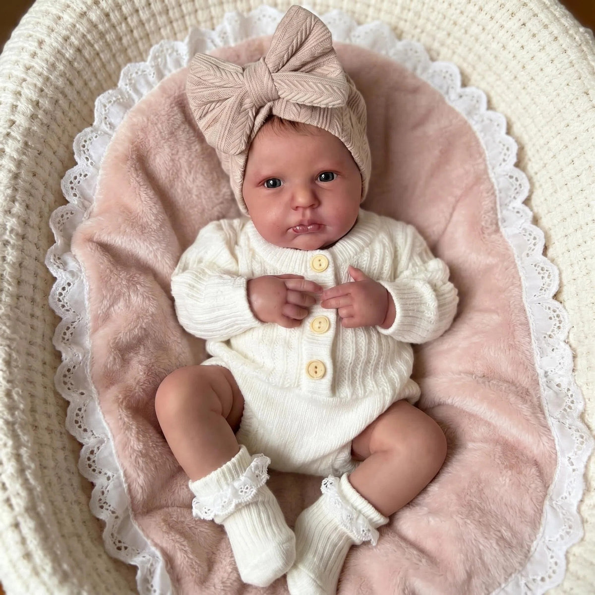 19 inch Huggable with Cloth Body Reborn Doll Lifelike Ideal Holiday Present, Growing-Up Companion Toy For Girls