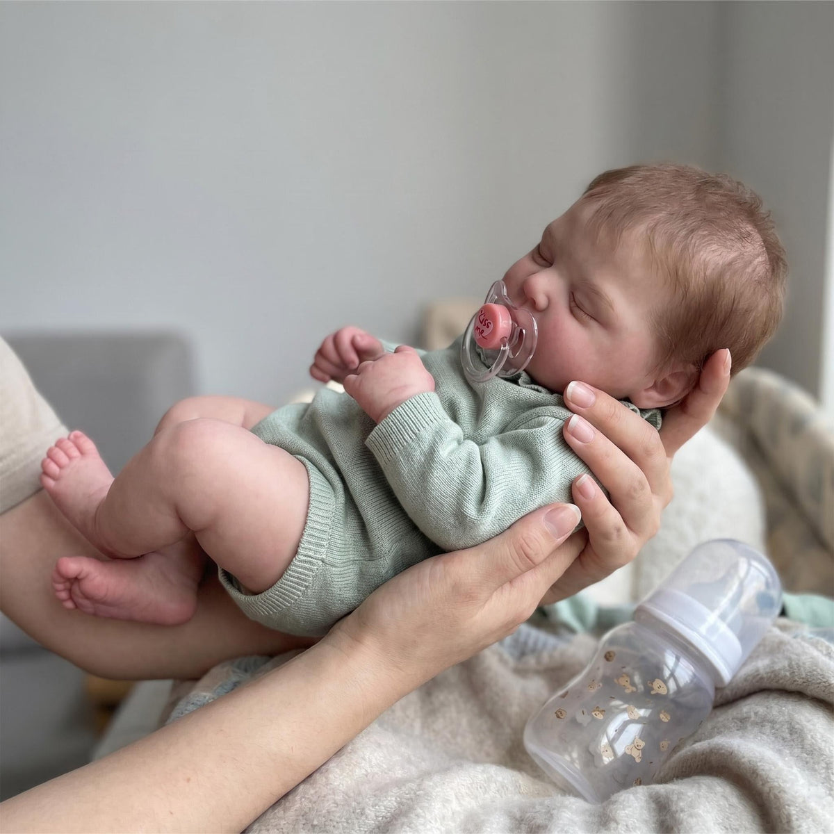 19 Inch Reborn Baby Dolls with cloth body Cute Baby Lifelike Real