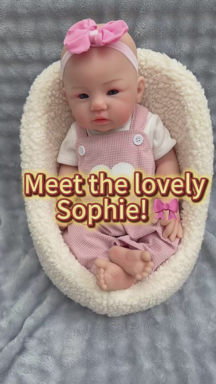Season‑ready 18‑Inch Full Silicone Doll, Distinctive Surprise for Young Players and Adult Doll Lovers