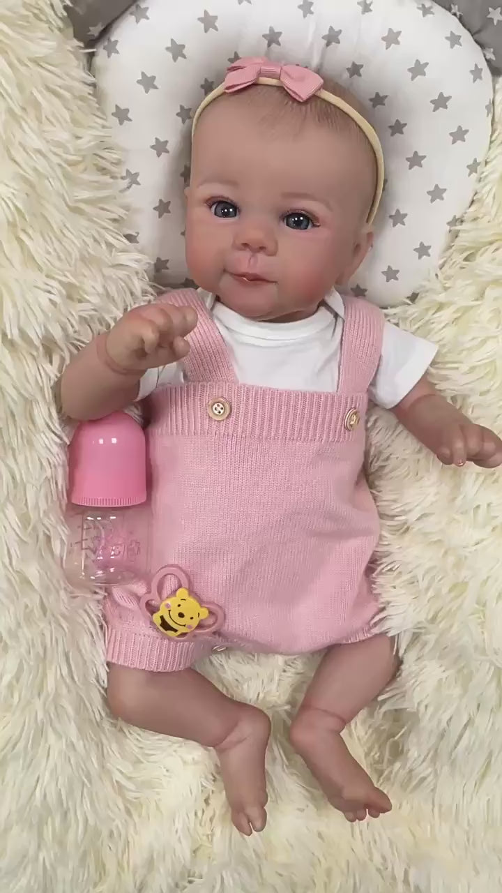 20 Inch Real Life Reborn Baby Doll with Cloth Body True-to-Life 3D Skin Handmade Newborn Style Doll Toy for Girls