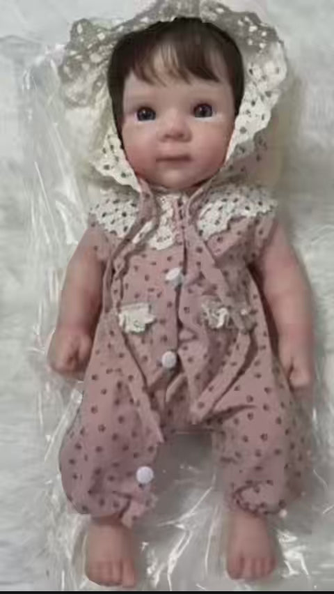 18 inch Full-Silicone Reborn Baby Doll – Realistic Newborn Doll, Washable, Includes Complete Set of Accessories
